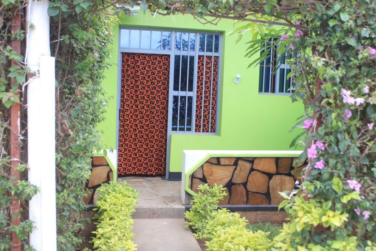 Saint Blaise Hotel Gatumba المظهر الخارجي الصورة