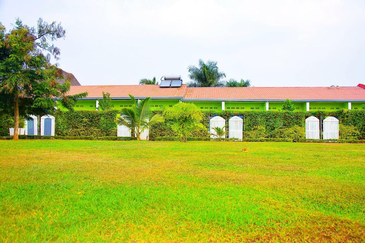 Saint Blaise Hotel Gatumba الغرفة الصورة